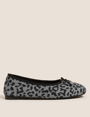 Fabel Behov for Den sandsynlige Leopard Print Bow Ballerina Slippers