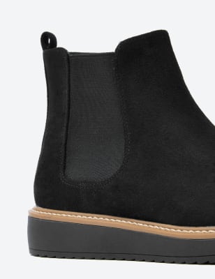 flatform chelsea boots