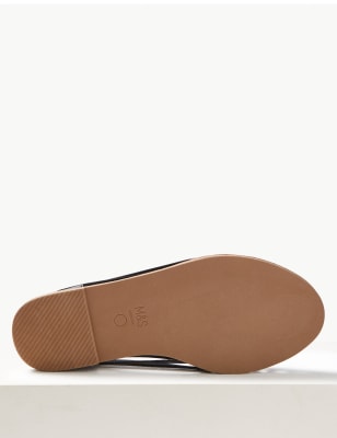 m&s wide fit shoes