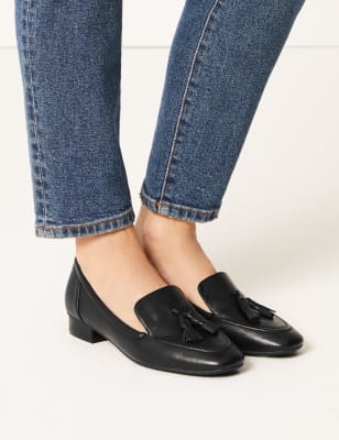 Mocassins en cuir &agrave; pampilles