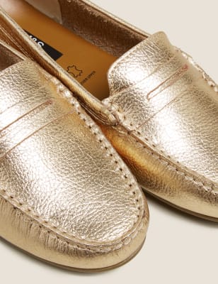 Gold hot sale flat loafers