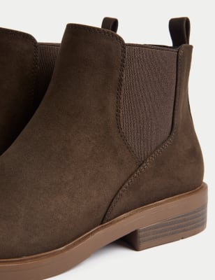 chelsea boots loose around ankle