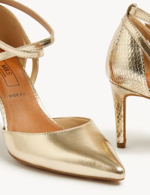 Gold court hotsell shoes wide fit