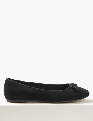 wide fit square heels
