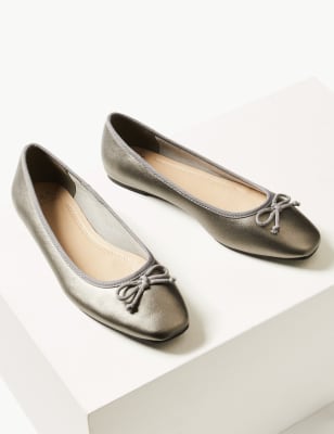 M&S Womens Bow Square Toe Pumps - 3 - Metallic, Metallic