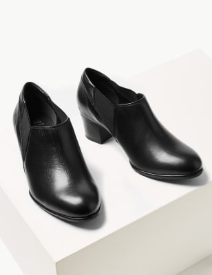 wide fit shoe boots