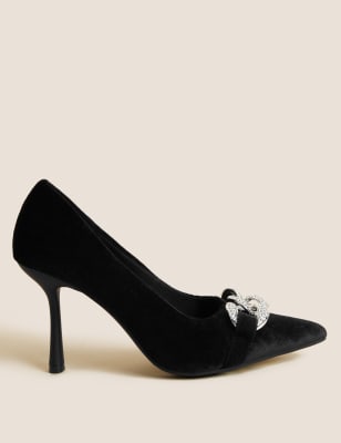 Black velvet shop pointed heels