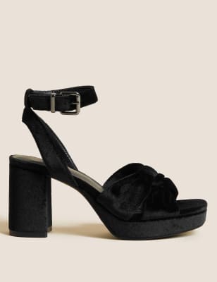 Black discount velvet sandals