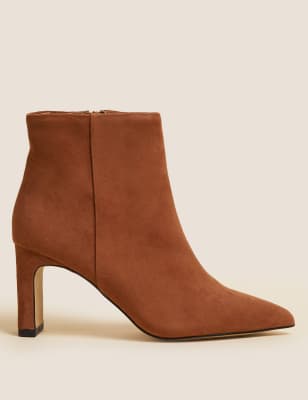 Statement store ankle boots