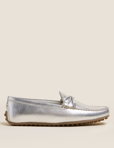Wide Fit Leather Bow Boat Shoes