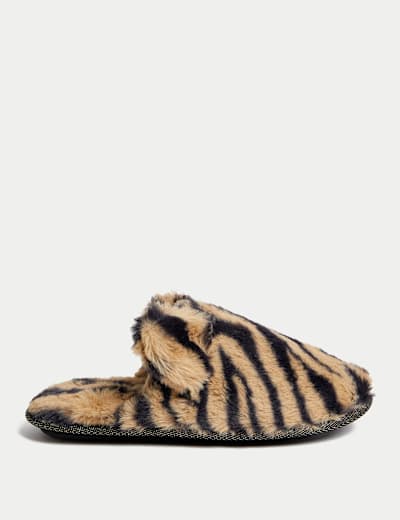 Faux Fur Round Toe Mule Slippers