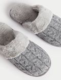 Sandal Selop Lapisan Bulu Imitasi Rajutan Kabel