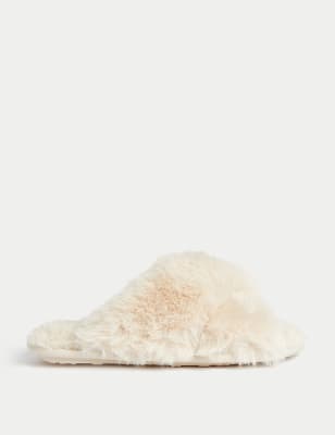 Fur slider hot sale slippers