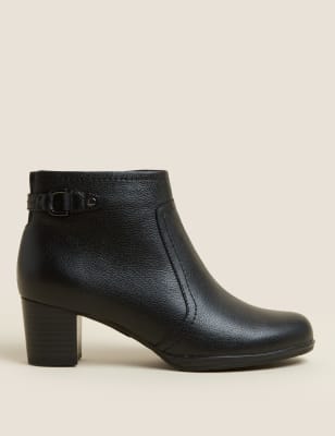 wide fit ladies leather ankle boots