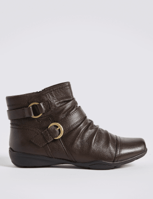 wide fit boots uk ladies