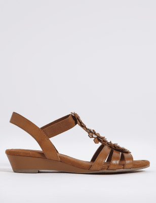 m and s sandals wide fit