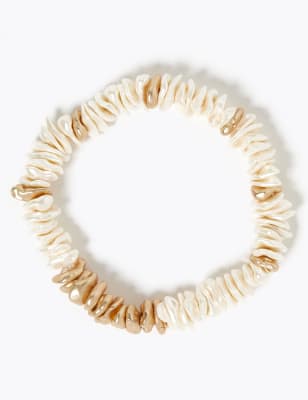 Stretcharmband met schelpmotief