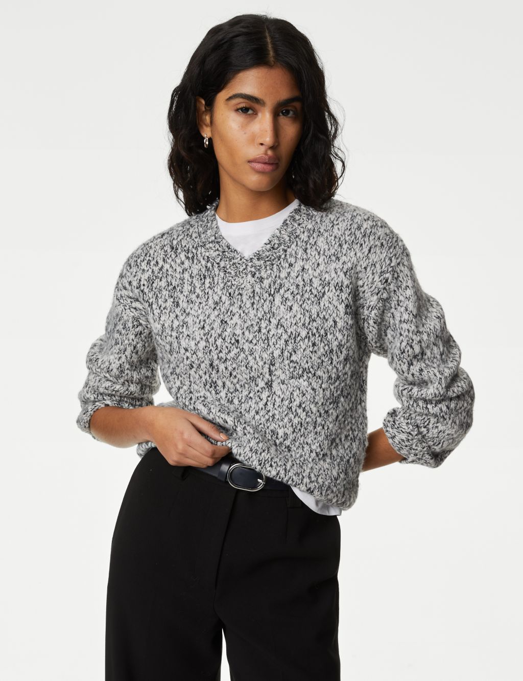 Textured V-Neck Jumper with Wool image 4