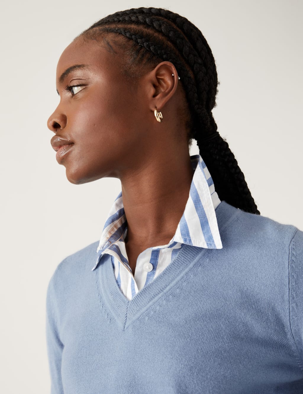 Supersoft V-Neck Jumper image 3
