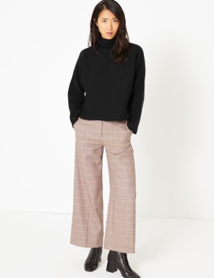 Ribbed Turtle Neck Jumper 