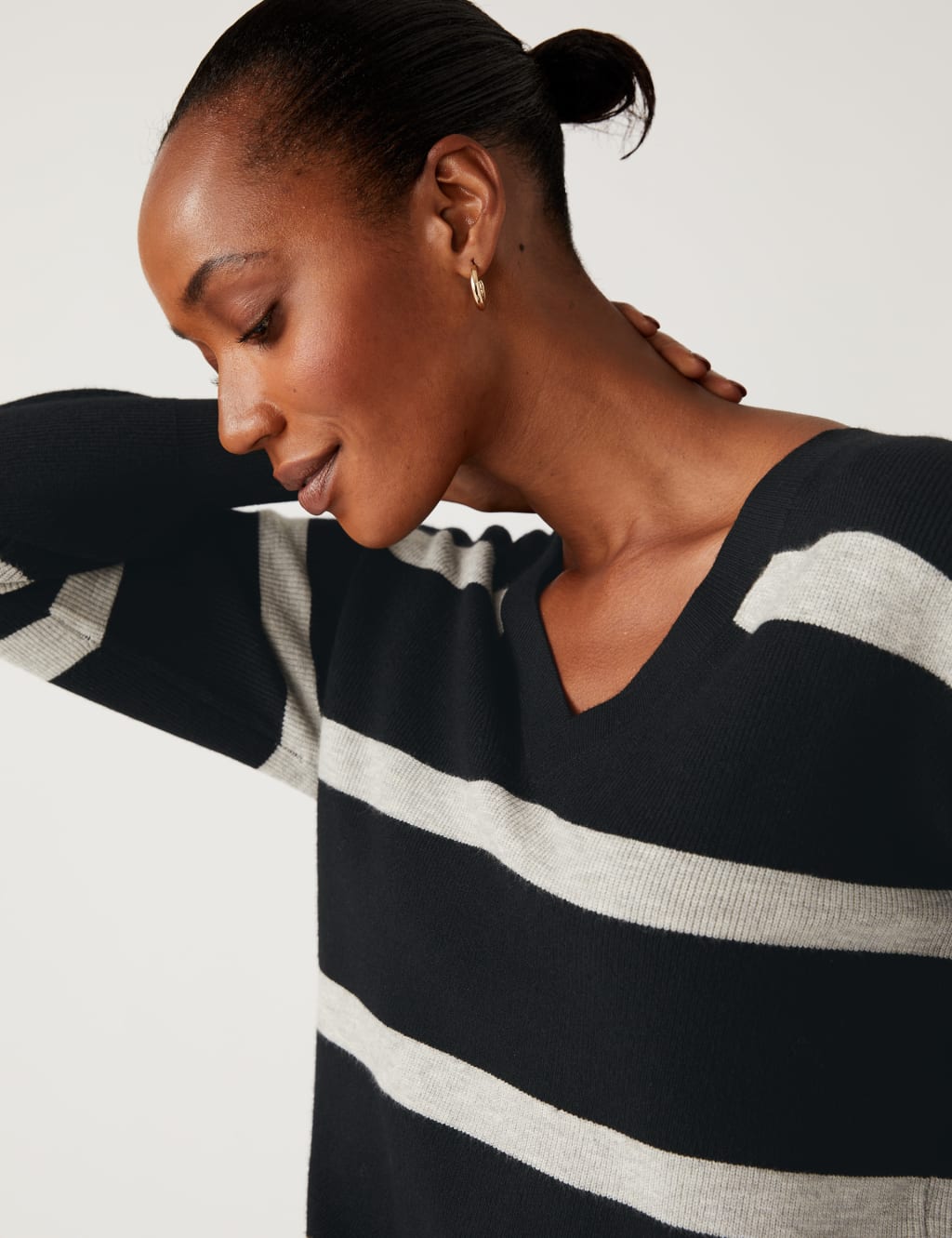 Soft Touch Striped Ribbed V-Neck Jumper image 2