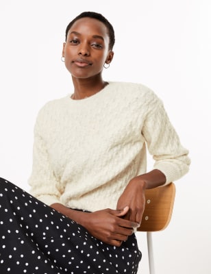 Trui met minikabelsteek en ronde hals