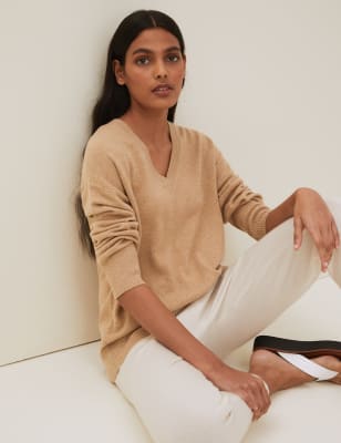 Pull 100&nbsp;% cachemire coupe d&eacute;contract&eacute;e &agrave; col en V