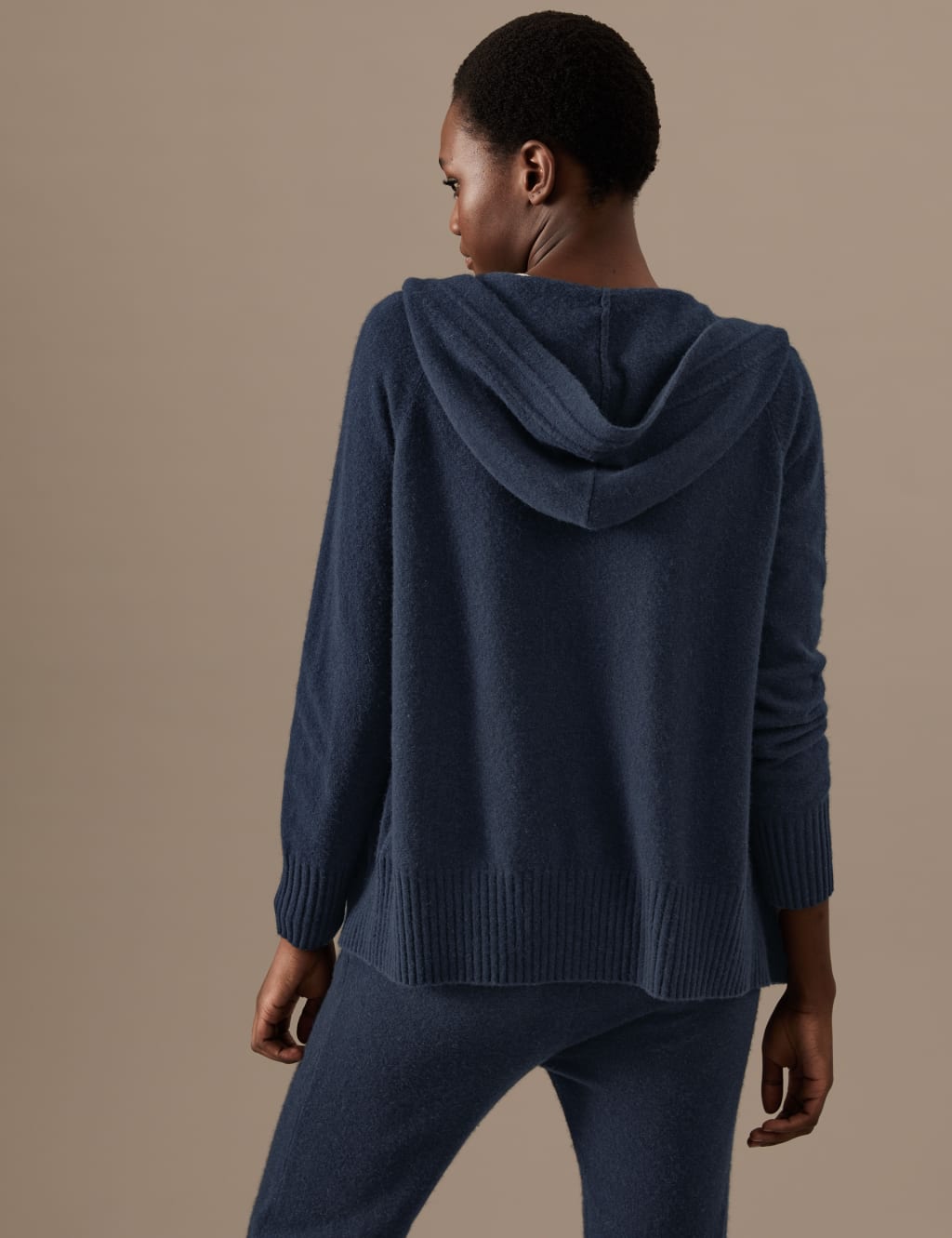 Pure Cashmere Knitted Relaxed Hoodie image 5