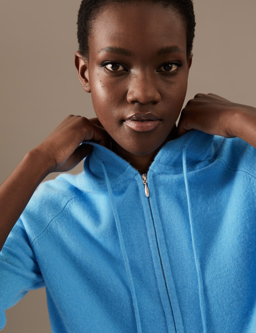 Pure Cashmere Knitted Relaxed Hoodie image 3