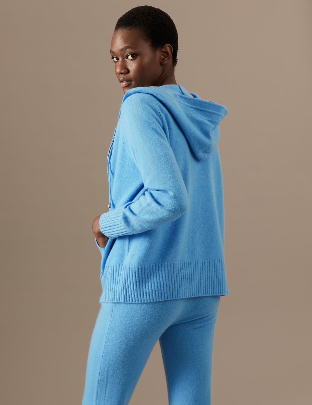 Pure Cashmere Knitted Relaxed Hoodie image 4