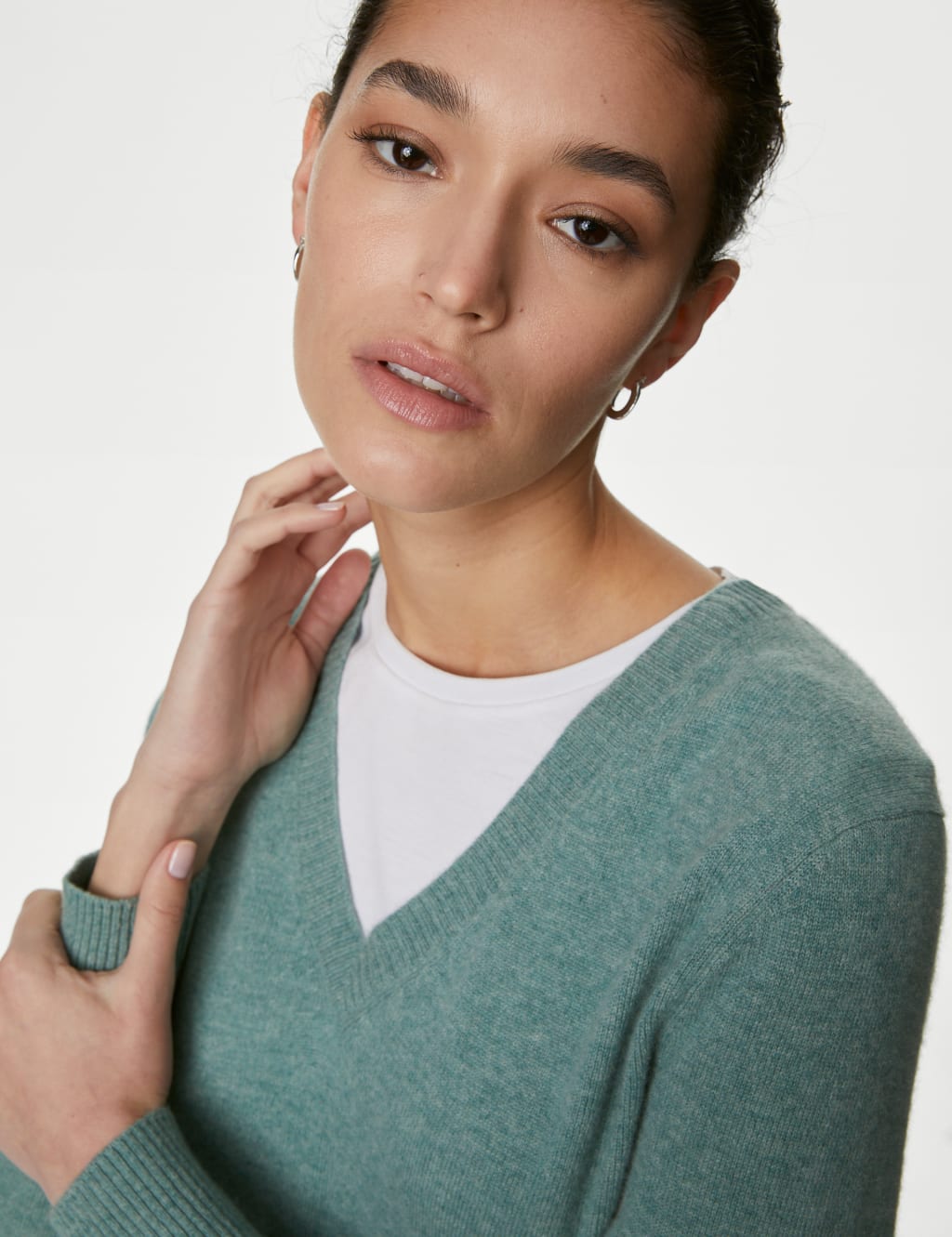 Pure Cashmere V-Neck Jumper image 2