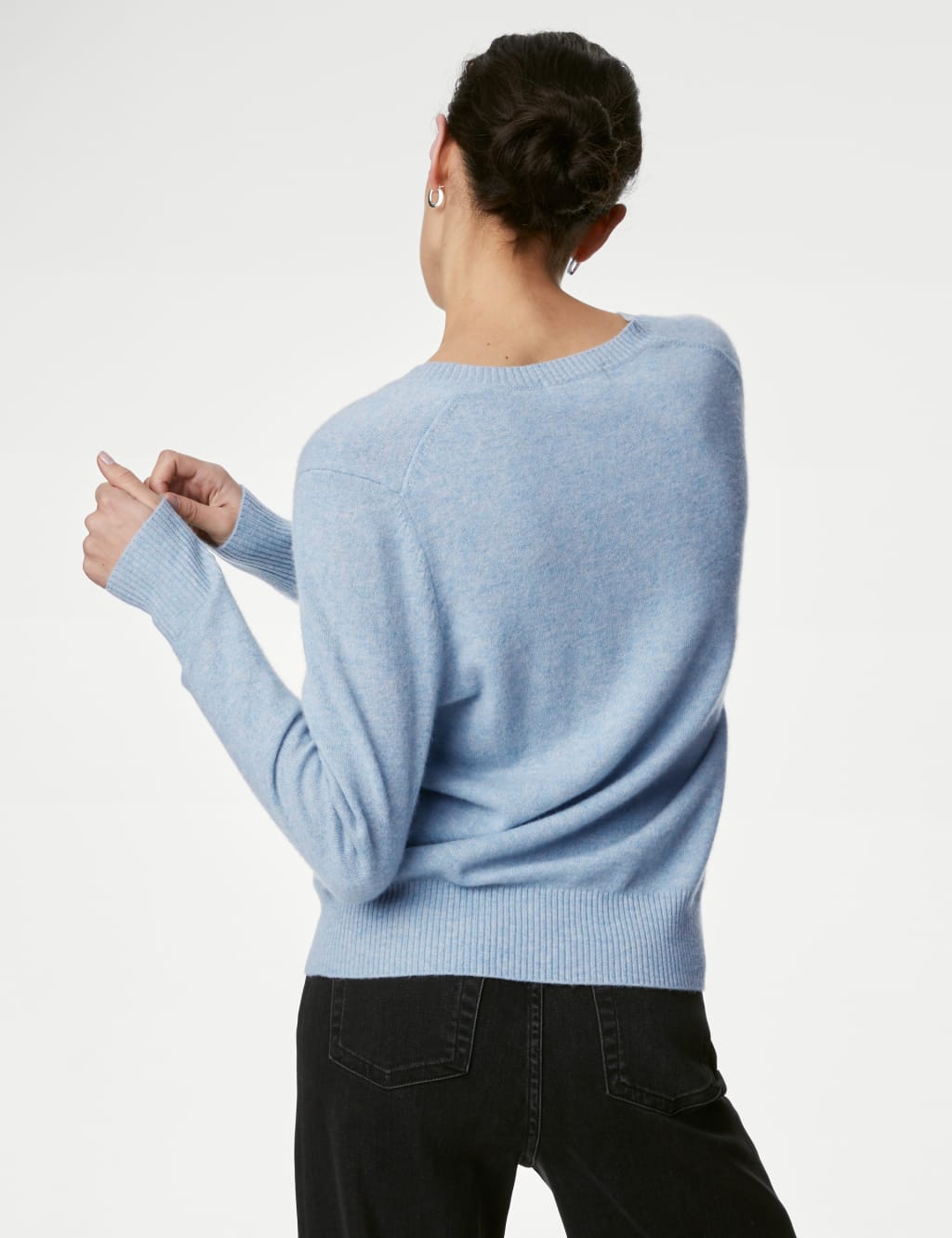 Pure Cashmere V-Neck Jumper image 4