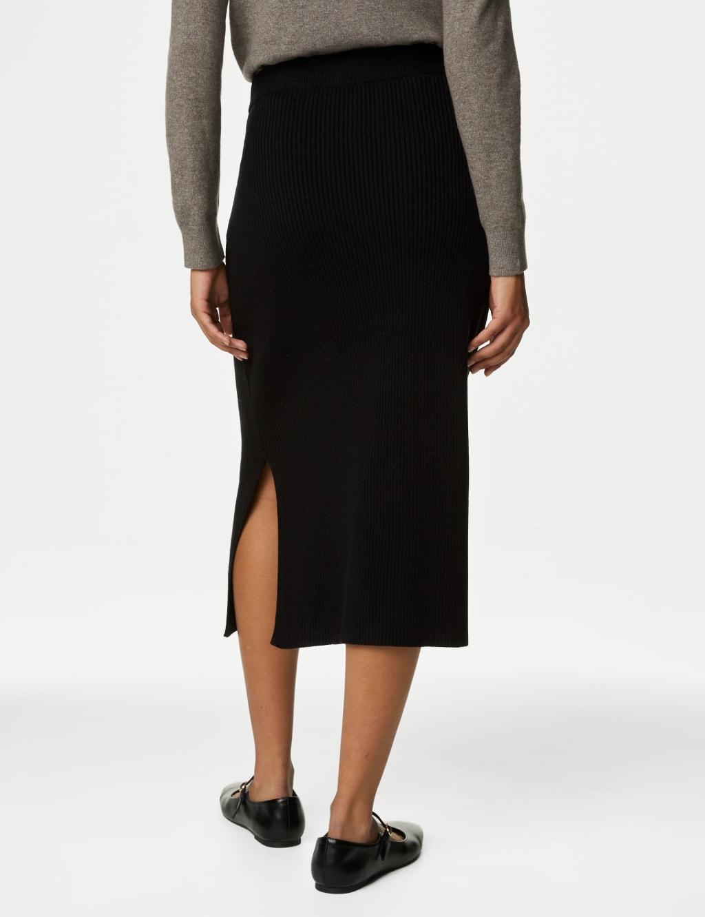 Knitted Midi Skirt image 5