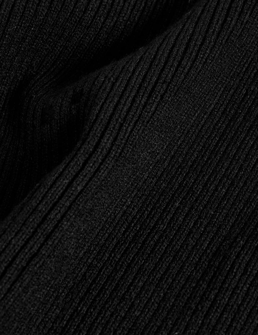 Knitted Midi Skirt image 6