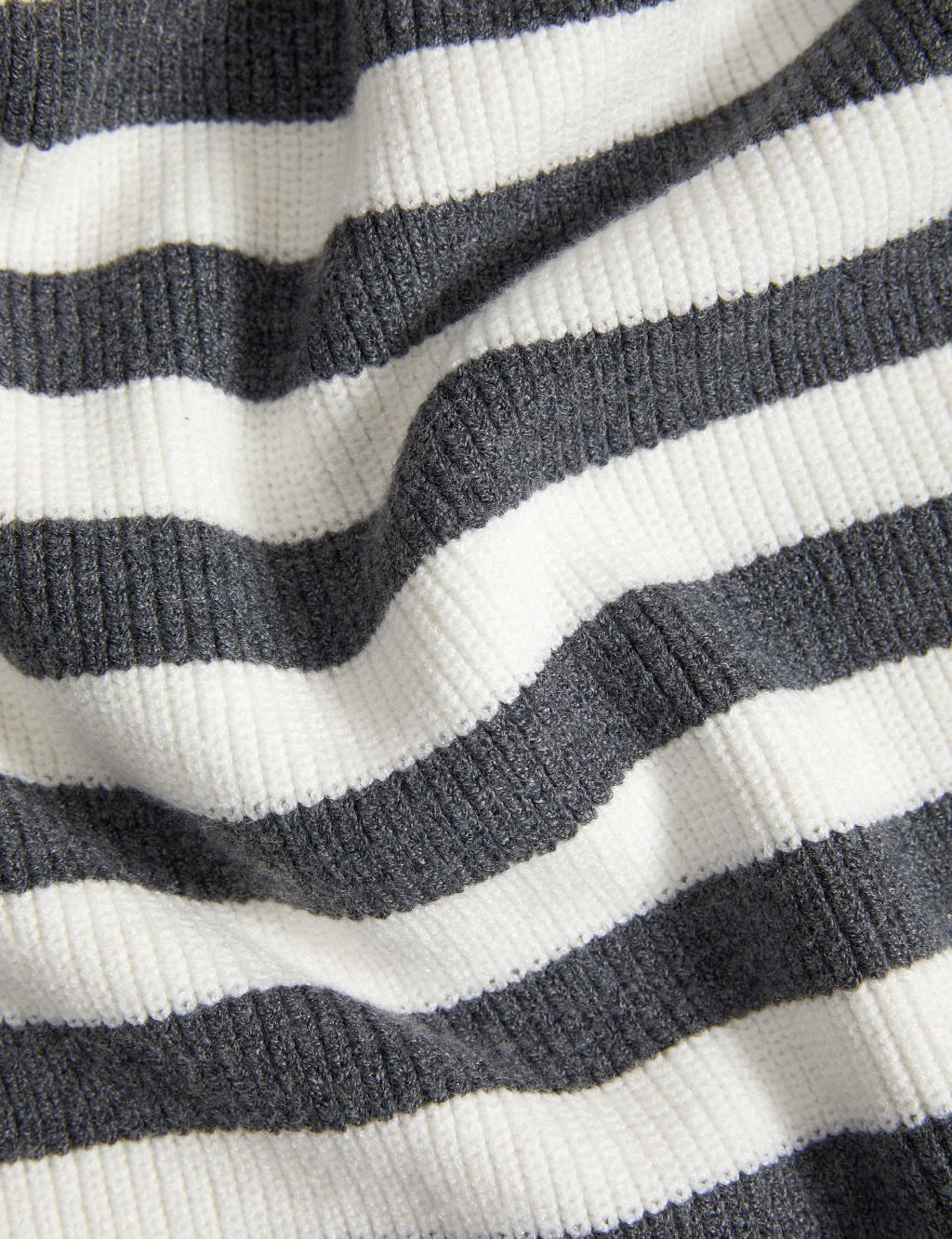 Striped Knitted Midi Skirt image 6