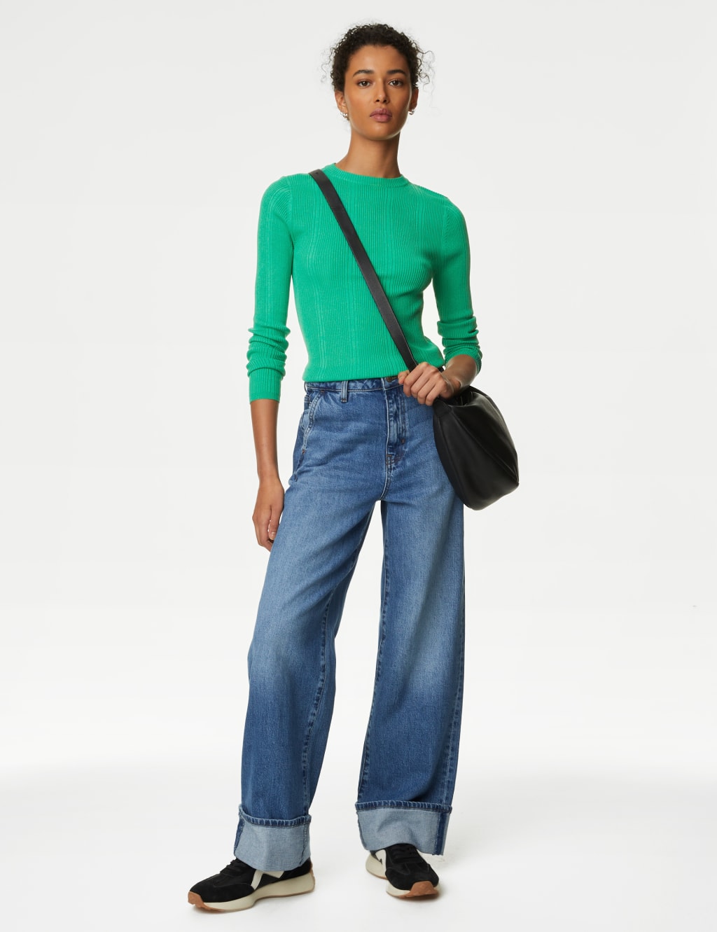 Ribbed Crew Neck Fitted Knitted Top image 1