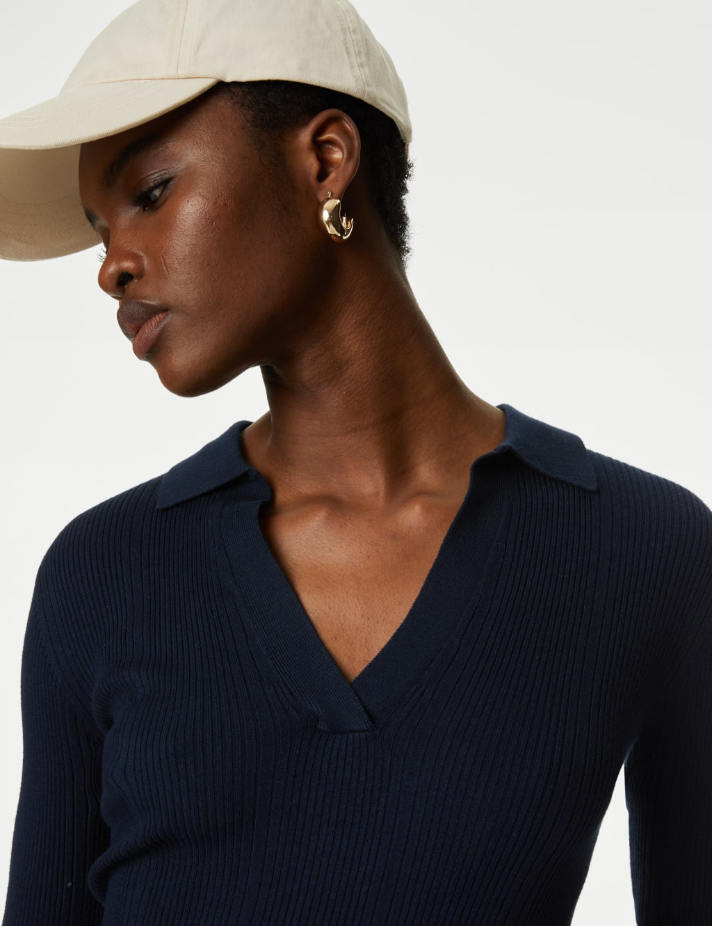 Ribbed Collared Fitted Knitted Top image 3