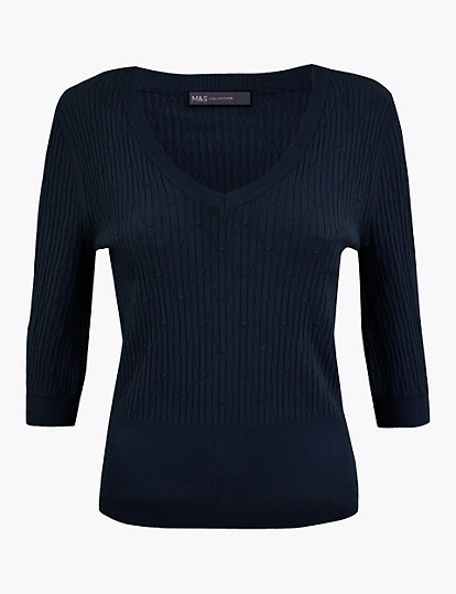 Textured Knitted V-Neck Top