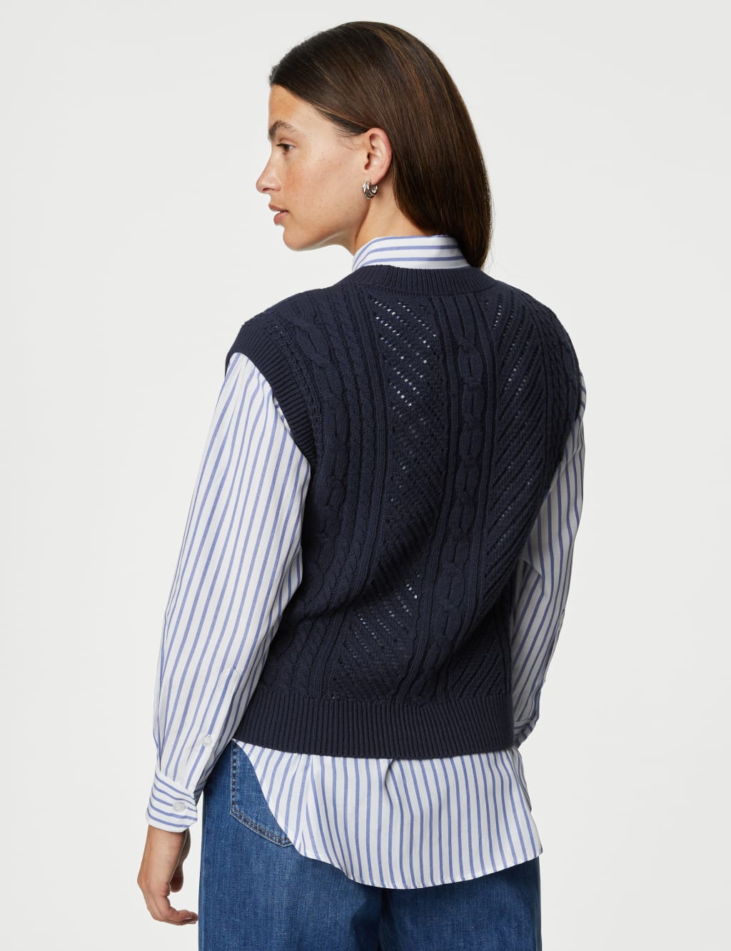 Cotton Rich Cable Knit Relaxed Knitted Vest image 4