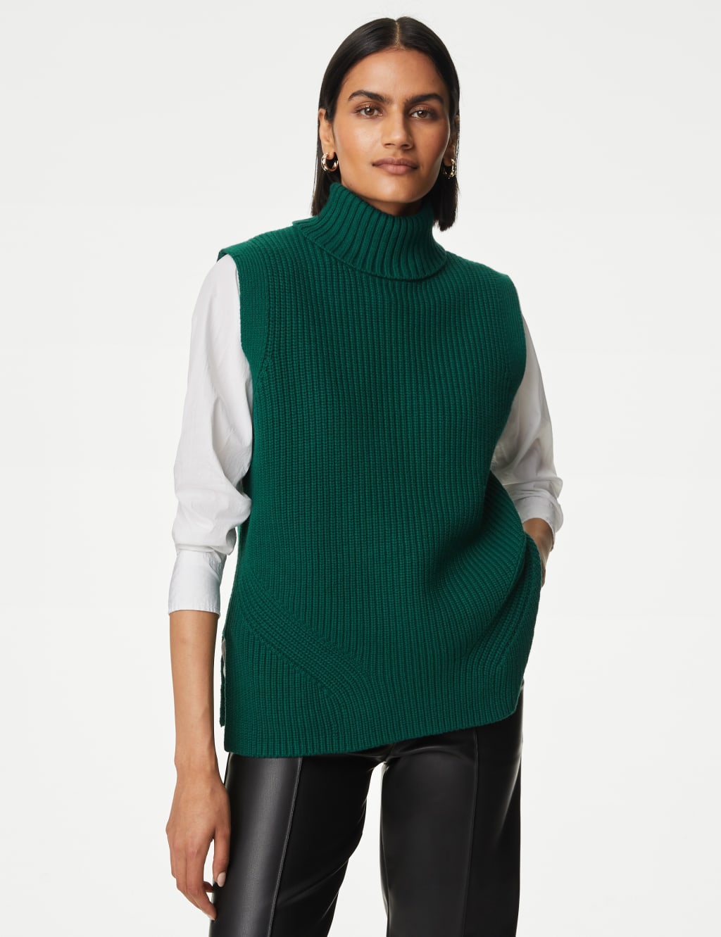 Cotton Rich Ribbed Knitted Vest With Merino Wool image 4