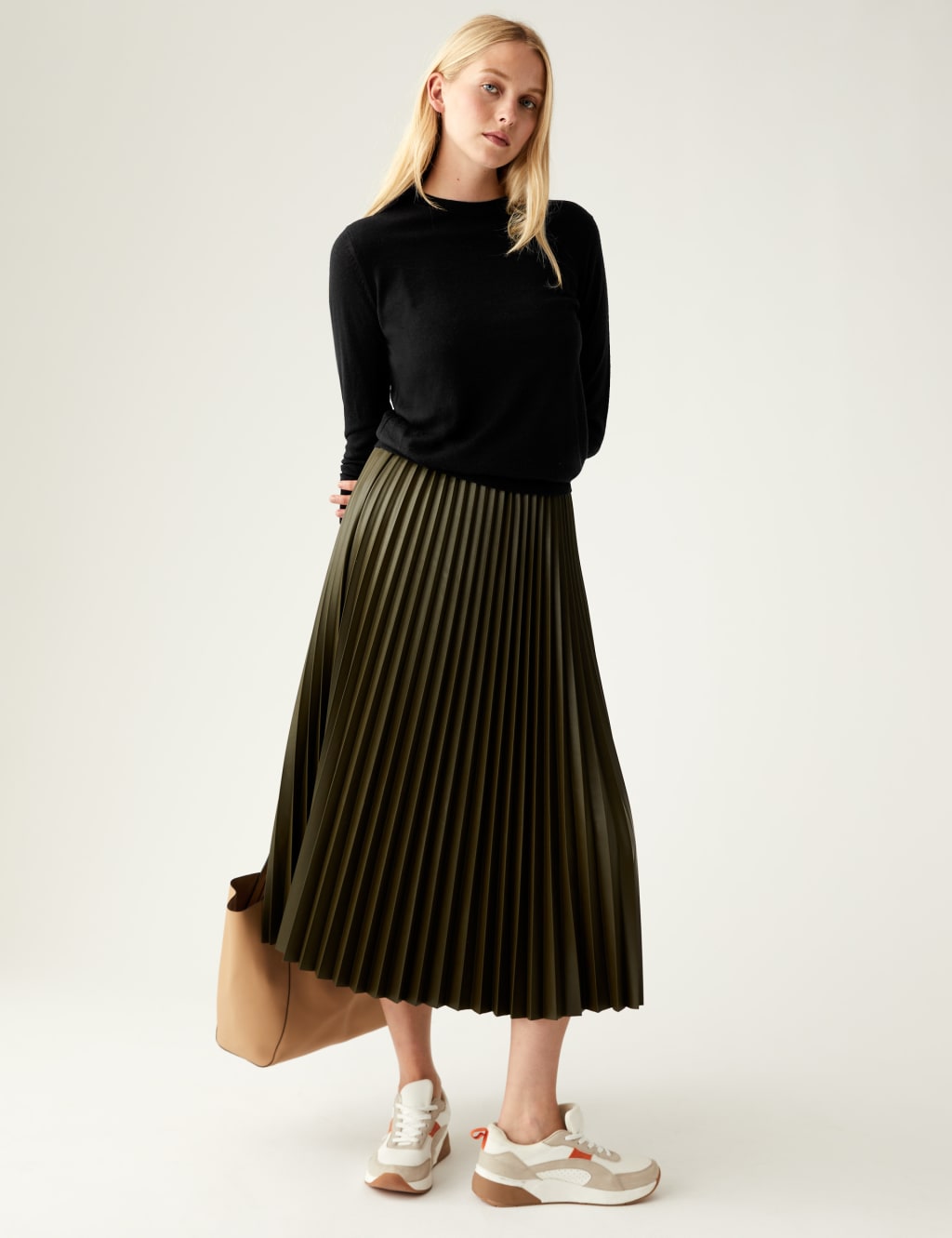Pure Merino Wool Crew Neck Jumper image 2