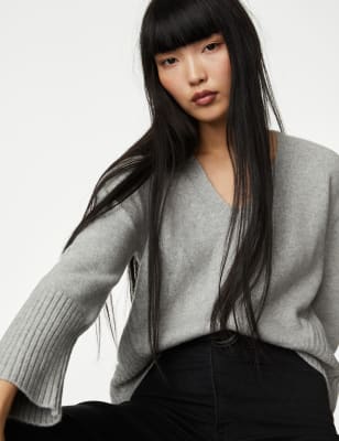 Air-Yarn Textured V-Neck Jumper - CZ