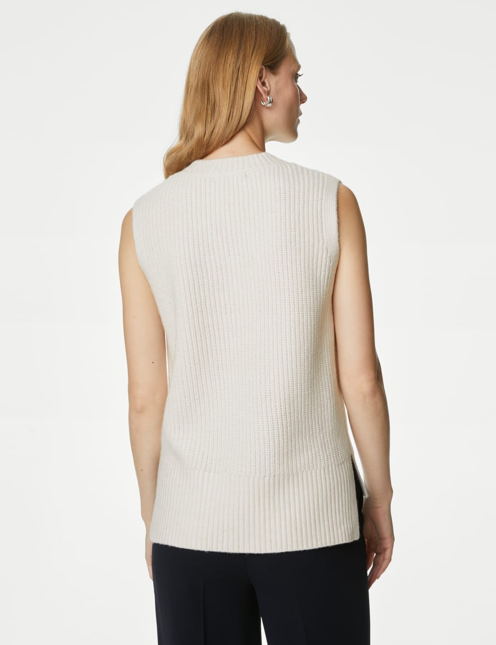Cable Knit V-Neck Knitted Vest image 5