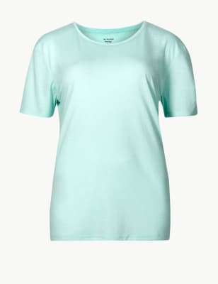 t shirts at m and s