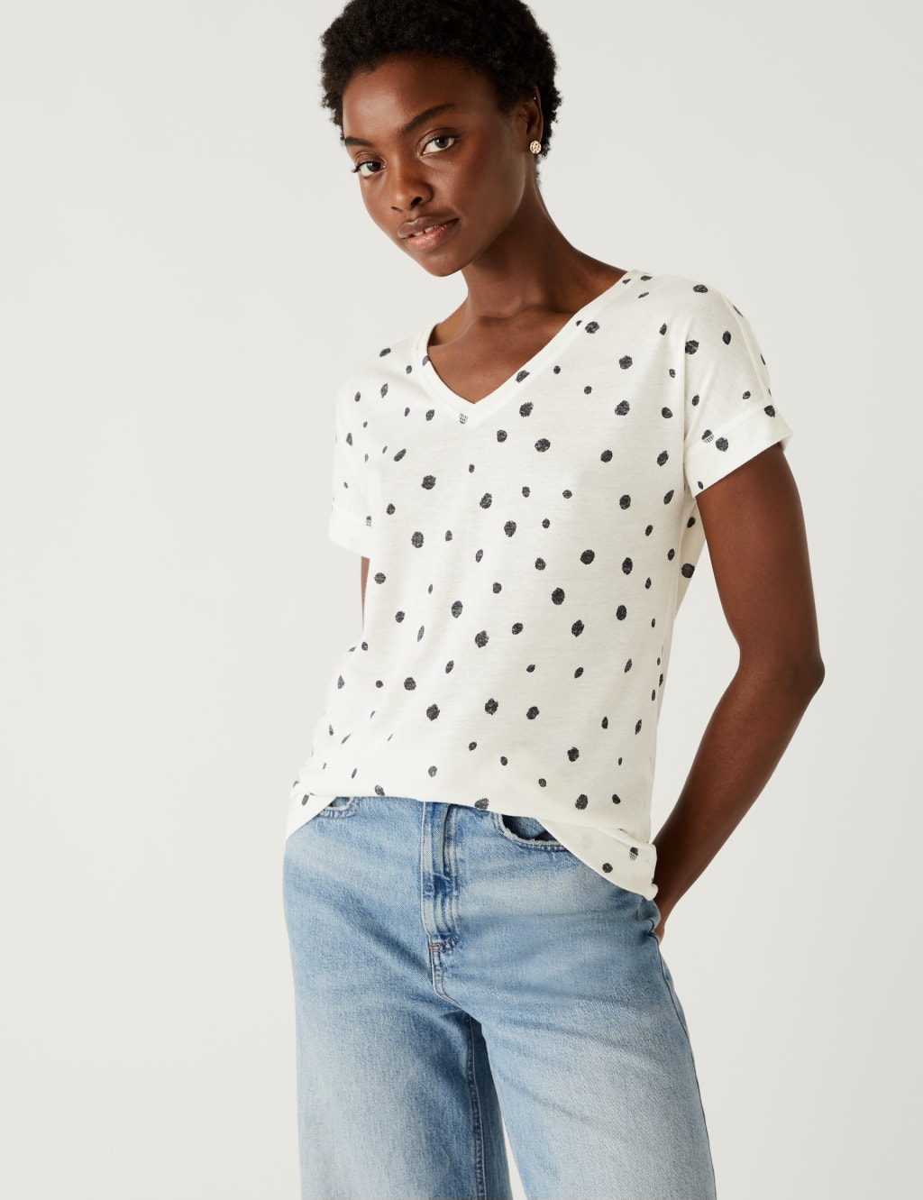 Linen Rich Printed V-Neck T-Shirt image 1