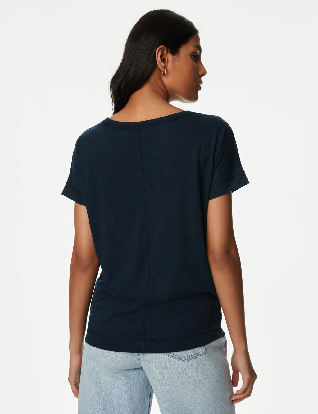 Linen Rich V-Neck T-Shirt image 4