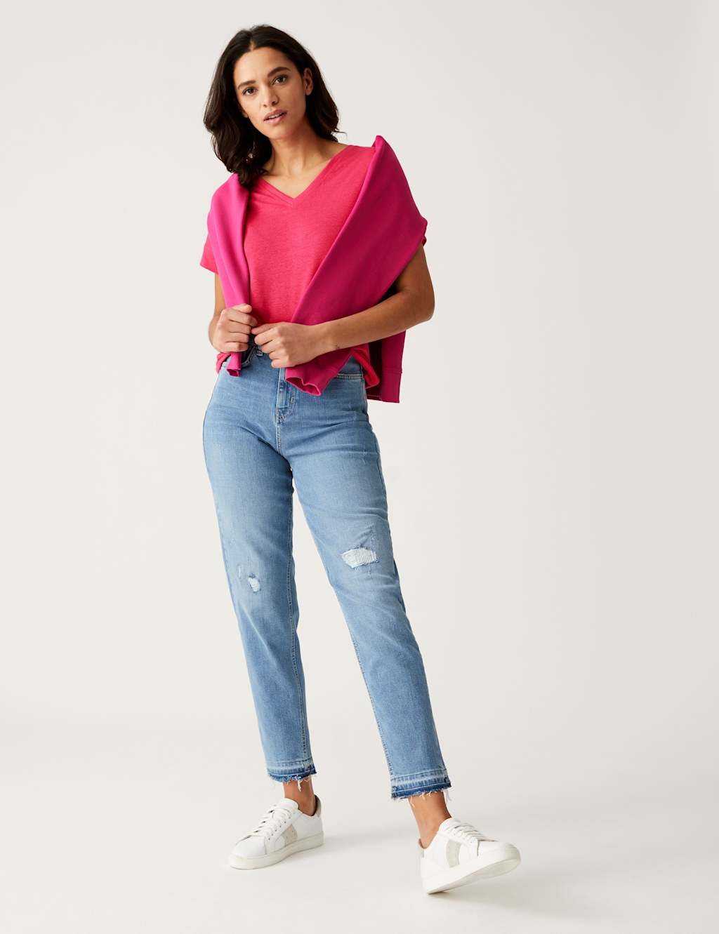 Linen Rich V-Neck T-Shirt image 2
