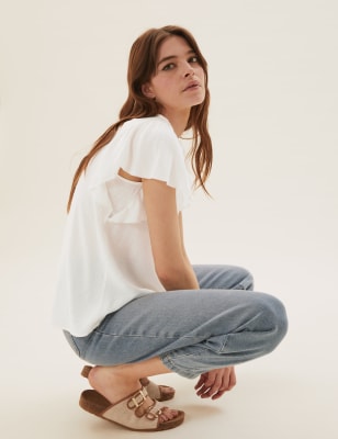 Top à manches anges, col en V et motif texturé - Ivory