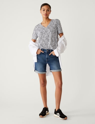 Patterned tops