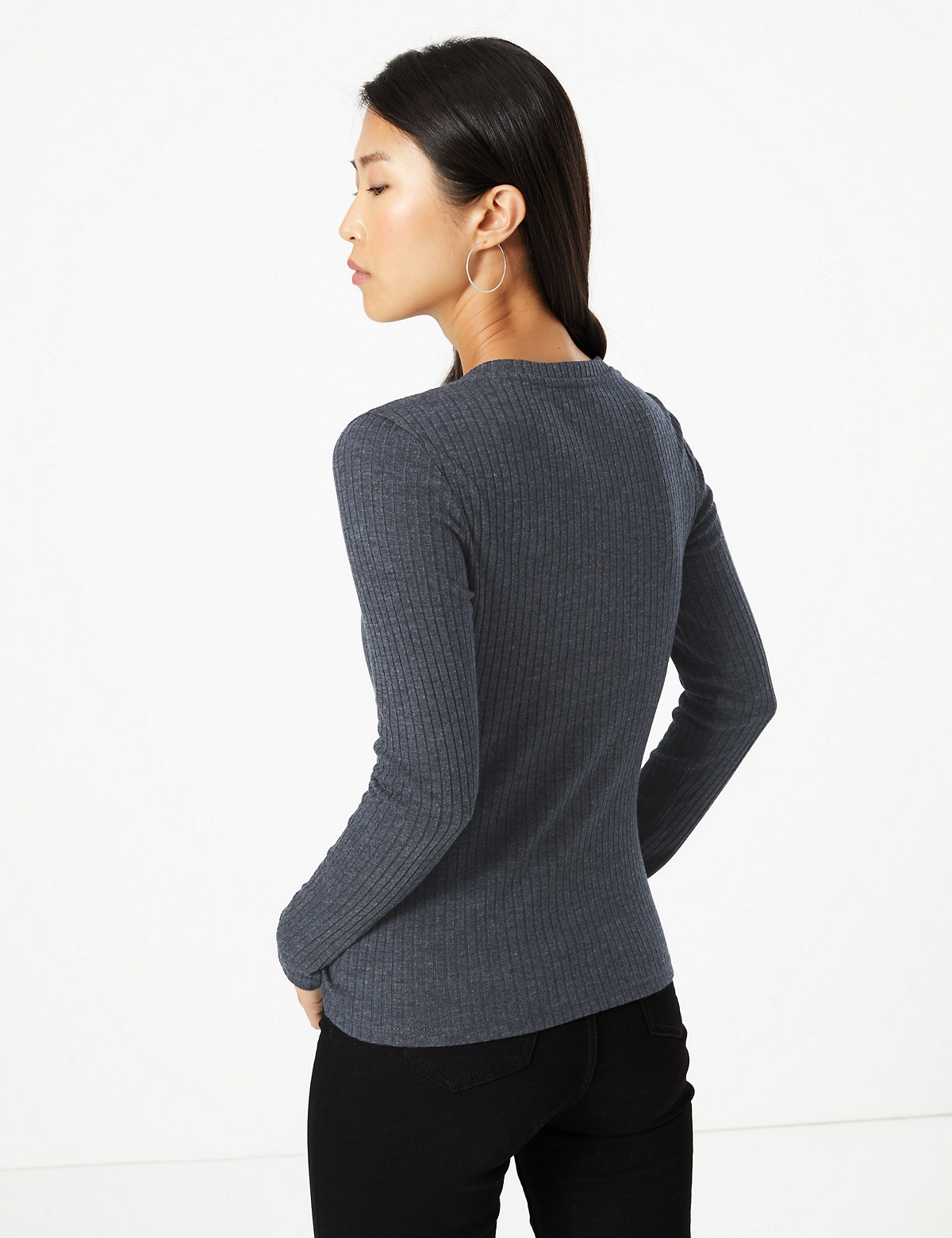 V-Neck Fitted Long Sleeve Top